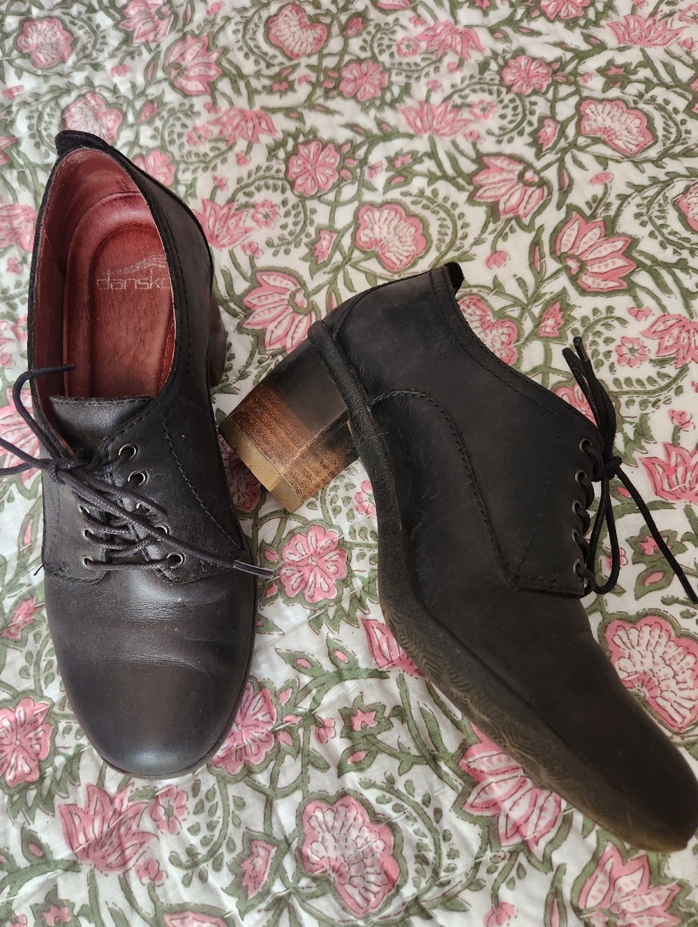 Dansko Pennie Black Leather Waterproof Oxford Heels